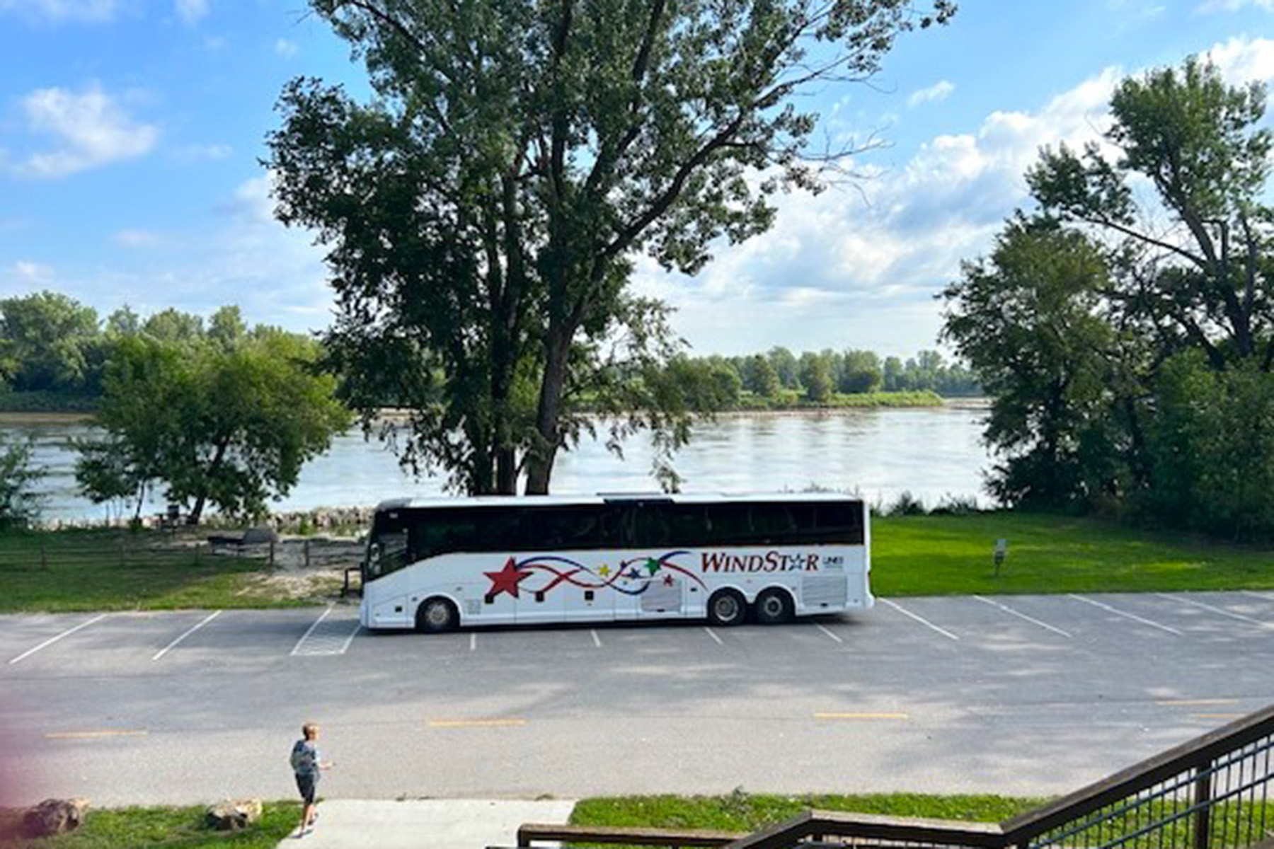 Bus and Missouri River Indian Cave SP_crop