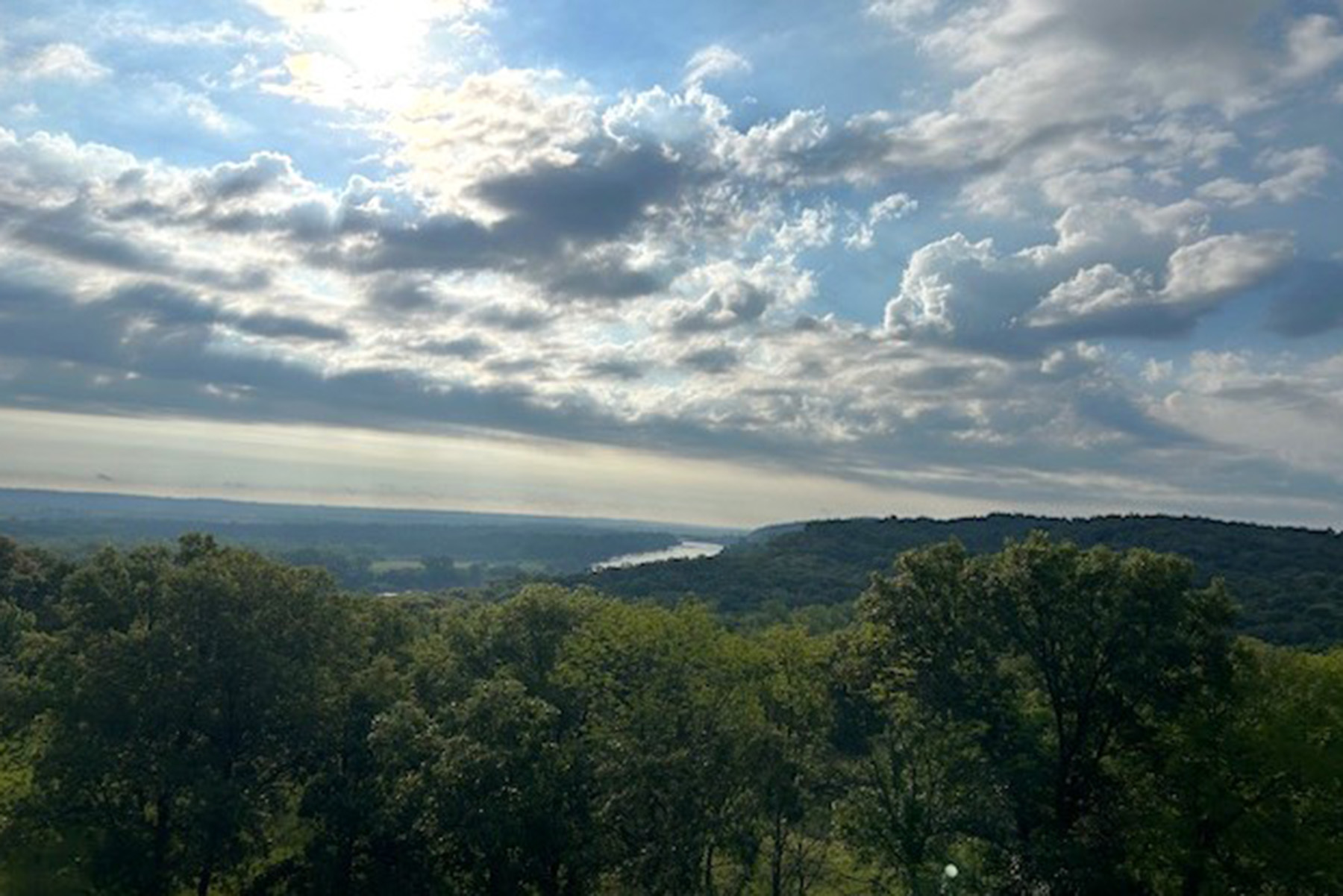 Scenic Overlook Indian Cave State Park_crop